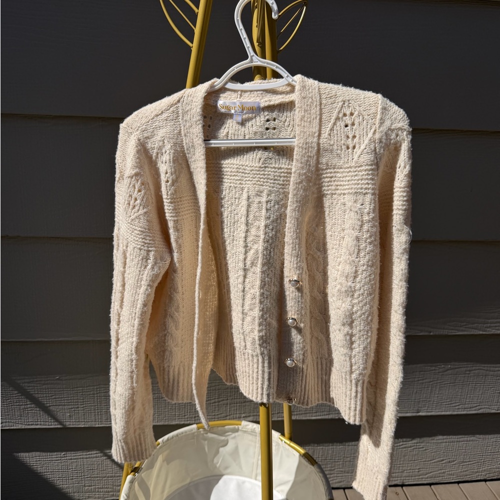 Chic Cream Women's Cardigan